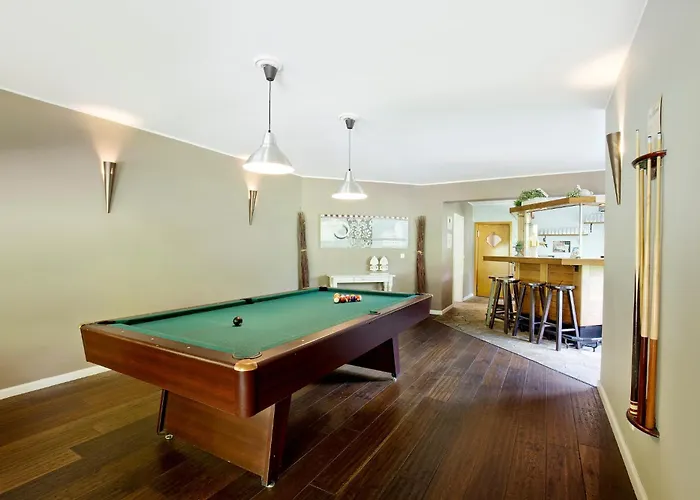 Tolles Fuer 16 Personen Im Westerwald Mit Sauna, Whirlpool, Kino Und Bar *